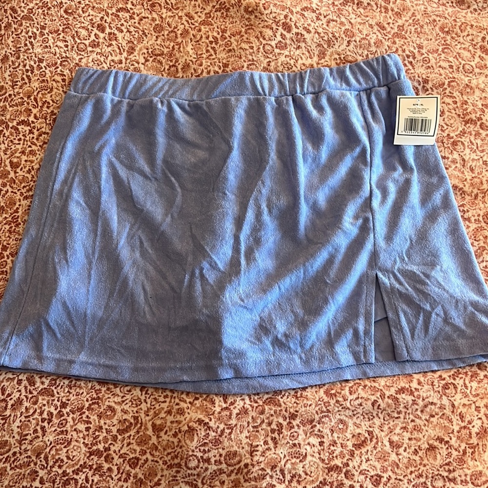 NWT Two-Piece Set 🩶 - Picture 4 of 7